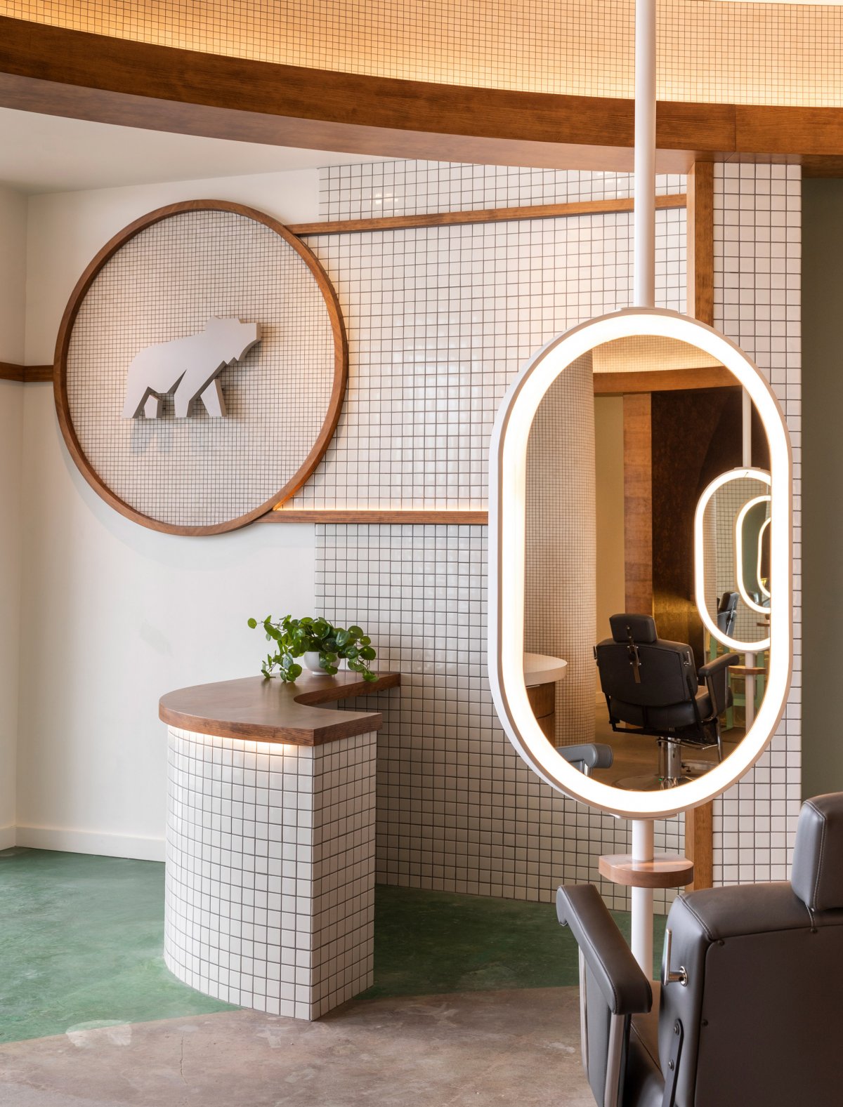 YinjiSpace Gin Design Group x Treadwell Barber Shop